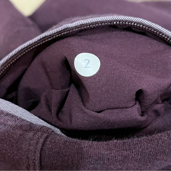 Lululemon purple happy yin year sweatpants size 2 - Picture 7 of 7